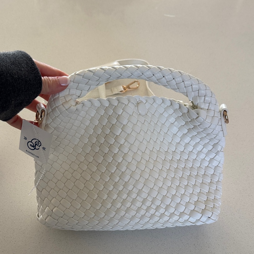 Elegant White Woven Handbag
